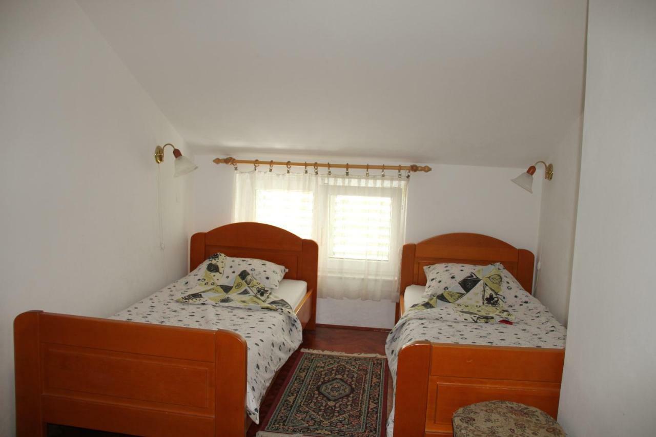 Apartmani Rasan มาลินสกา ภายนอก รูปภาพ